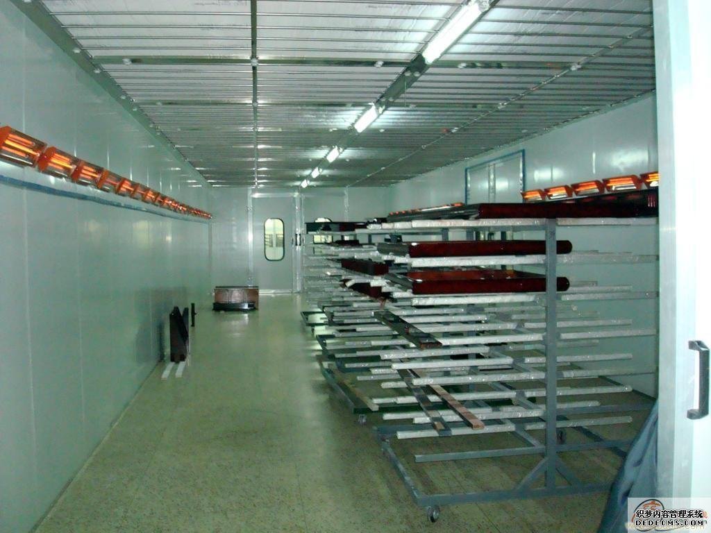 济南仁圣汇泽家具烤漆房红外线加热器